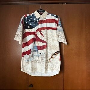 Redhead Patriotic Flag Print Men's Button Down Collar Rounded Hem Shirt NWOT Sm